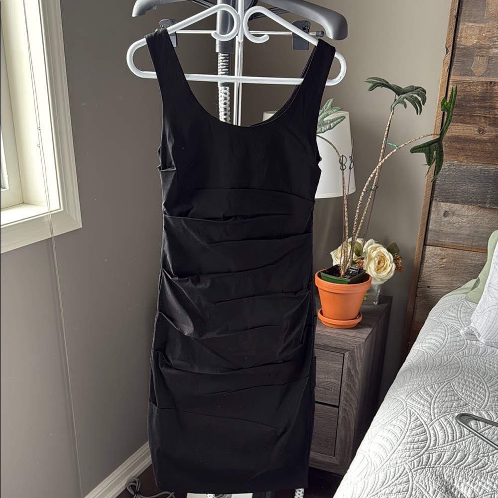 Elegant Black Ruched Midi Dress